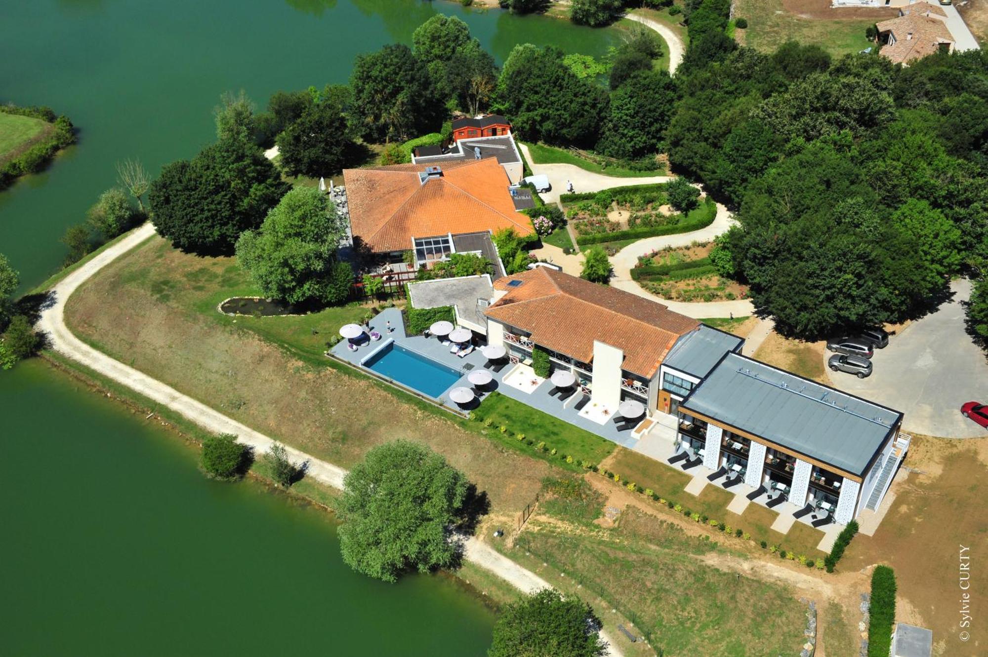 Les Jardins Du Lac Trizay Ngoại thất bức ảnh