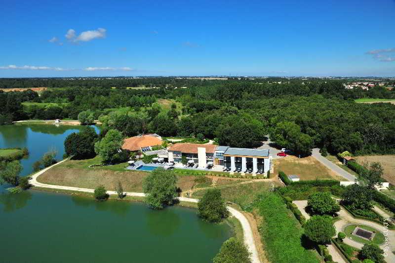 Les Jardins Du Lac Trizay Ngoại thất bức ảnh